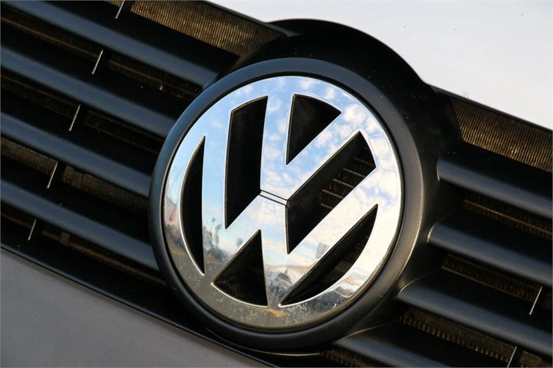 2006 VOLKSWAGEN TRANSPORTER T5 SPORTS AUTOMATIC VAN