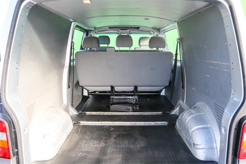 2006 VOLKSWAGEN TRANSPORTER T5 SPORTS AUTOMATIC VAN