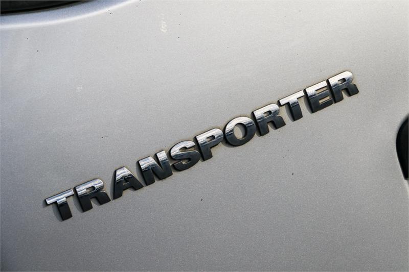 2006 VOLKSWAGEN TRANSPORTER T5 SPORTS AUTOMATIC VAN