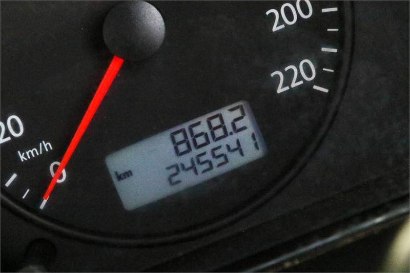 2006 VOLKSWAGEN TRANSPORTER T5 SPORTS AUTOMATIC VAN