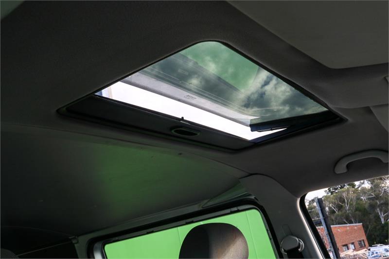 2006 VOLKSWAGEN TRANSPORTER T5 SPORTS AUTOMATIC VAN