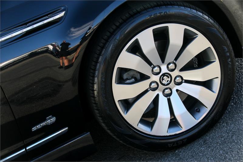 2010 HOLDEN CAPRICE WM II SPORTS AUTOMATIC SEDAN