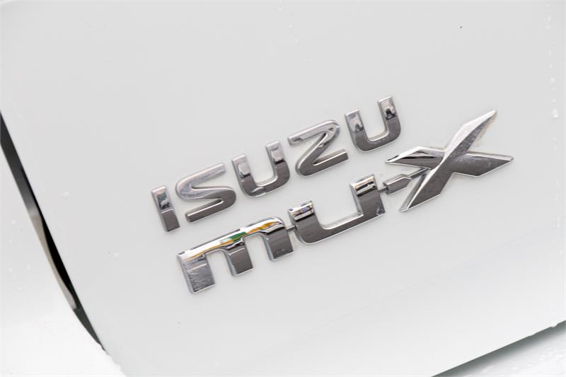2016 ISUZU MU-X LS-T SPORTS AUTOMATIC WAGON