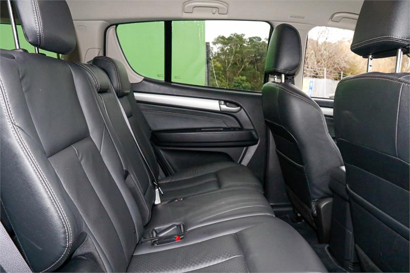 2016 ISUZU MU-X LS-T SPORTS AUTOMATIC WAGON