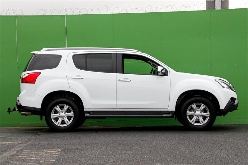 2016 ISUZU MU-X LS-T SPORTS AUTOMATIC WAGON