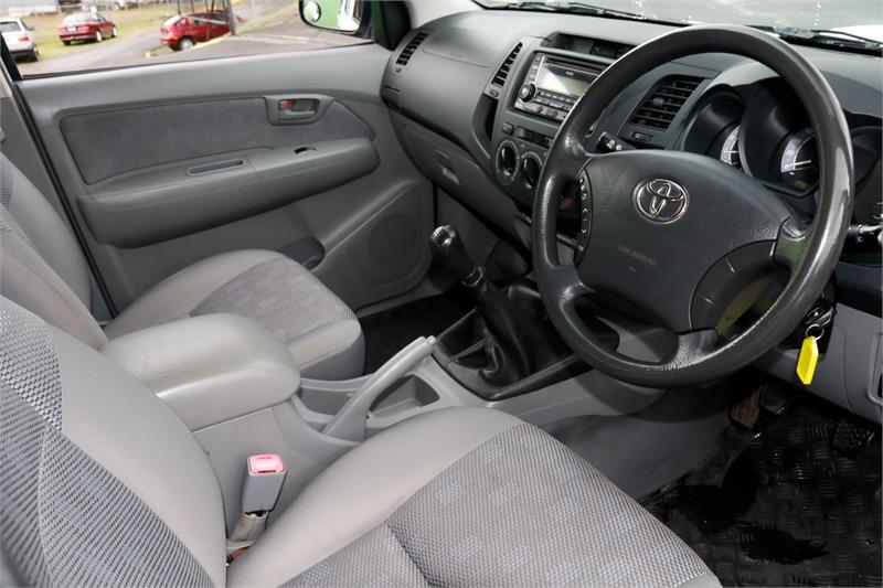 2009 TOYOTA HILUX KUN26R SR5 MANUAL UTILITY