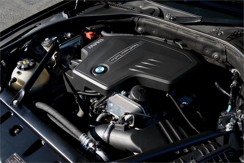2016 BMW 5 SERIES F10 LCI 528I SPORTS AUTOMATIC SEDAN