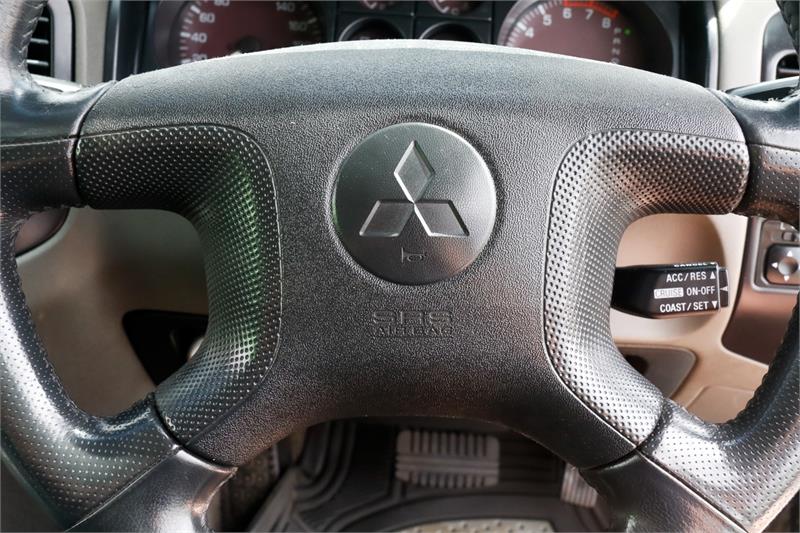 2002 MITSUBISHI PAJERO NM GLS SPORTS AUTOMATIC WAGON