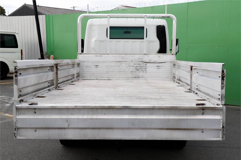 2005 MITSUBISHI CANTER FE83P TRAY