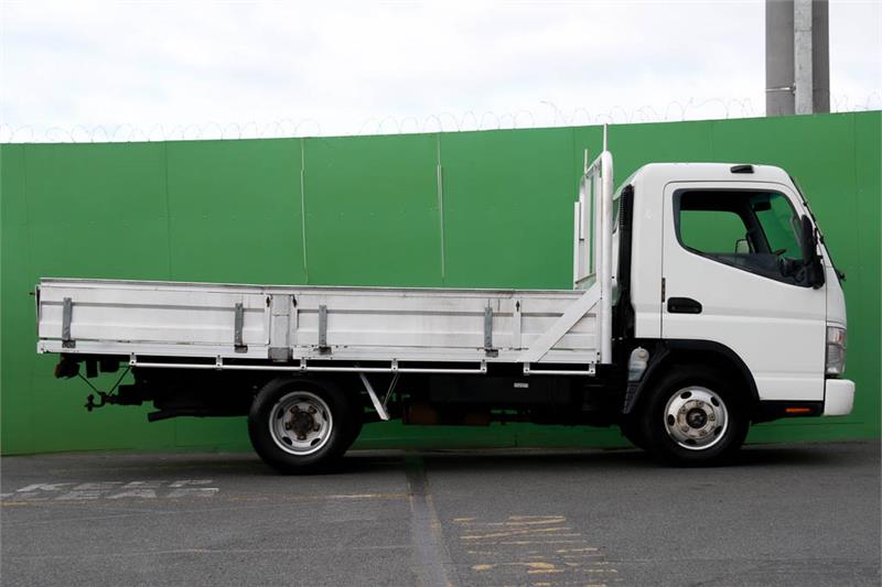 2005 MITSUBISHI CANTER FE83P TRAY
