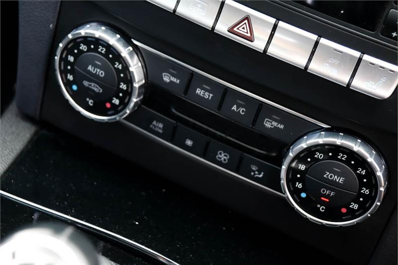 2012 MERCEDES-BENZ C-CLASS W204 C63 AMG SPORTS AUTOMATIC SEDAN