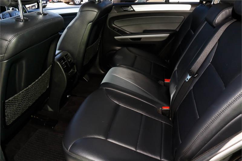 2010 MERCEDES-BENZ M-CLASS W164 ML300 CDI BLUEEFFICIENCY SPORTS AUTOMATIC WAGON