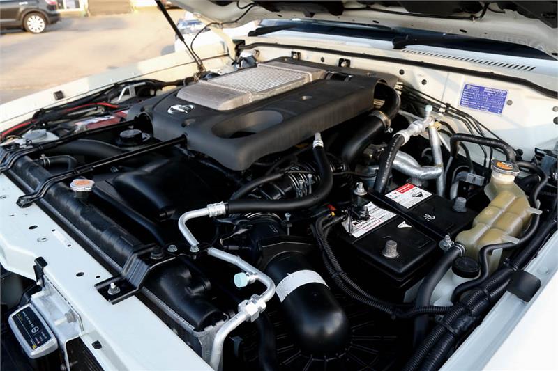 2016 NISSAN PATROL Y61 GU 10 ST MANUAL WAGON