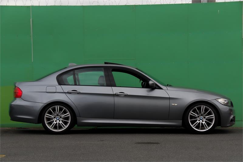 2010 BMW 3 SERIES E90 325I SPORTS AUTOMATIC SEDAN
