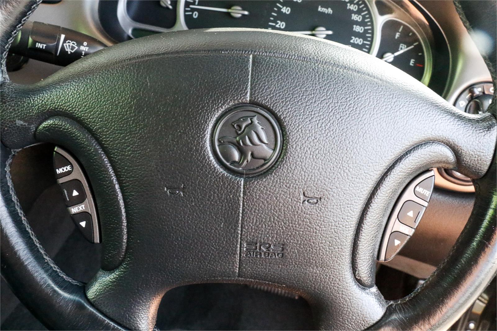 2002 HOLDEN CALAIS VX II AUTOMATIC SEDAN