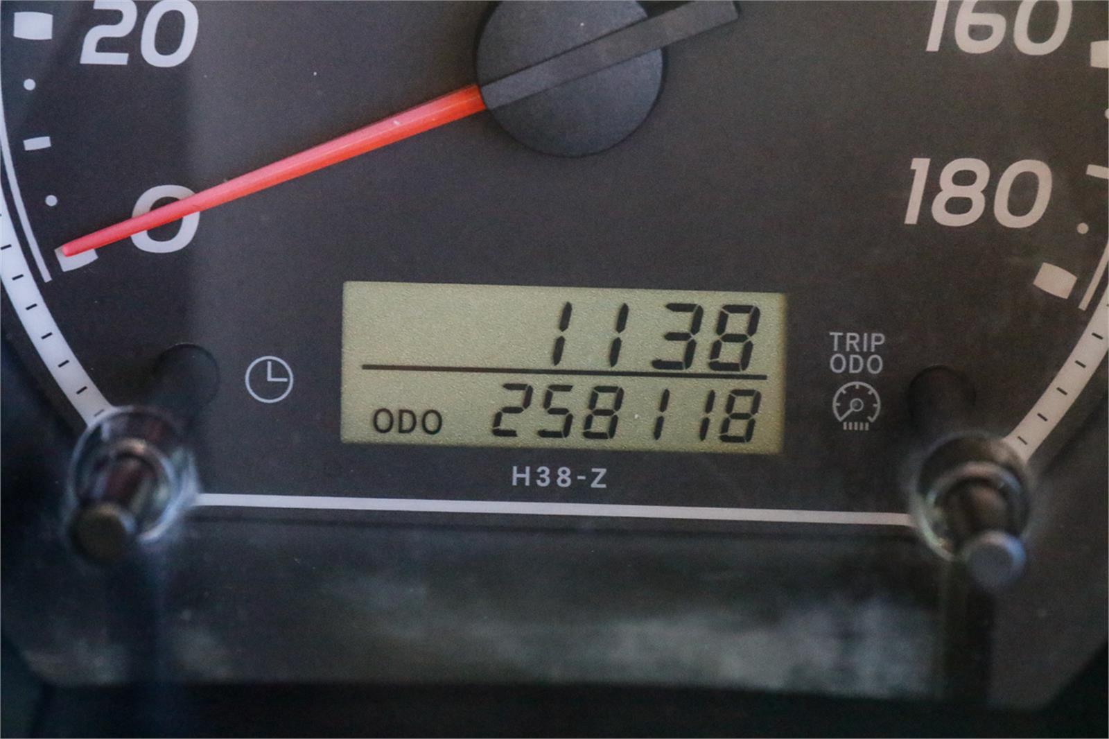 2008 TOYOTA HIACE KDH201R MANUAL VAN