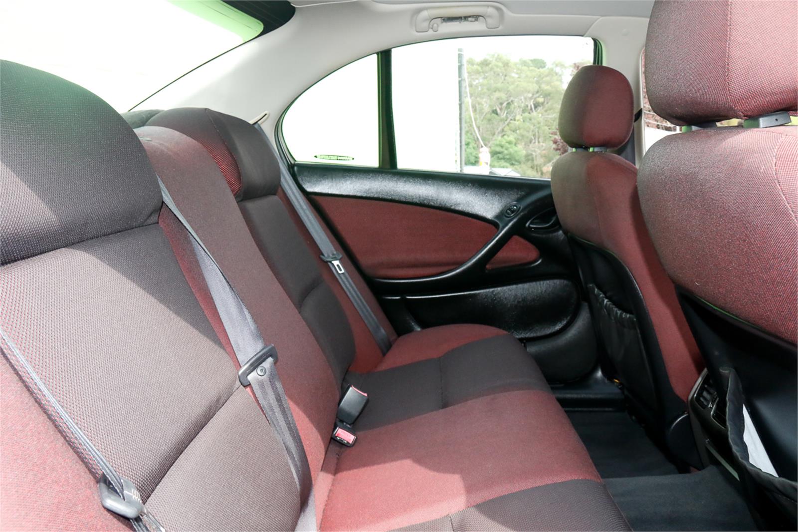 2005 HOLDEN COMMODORE VZ SPORTS AUTOMATIC SEDAN