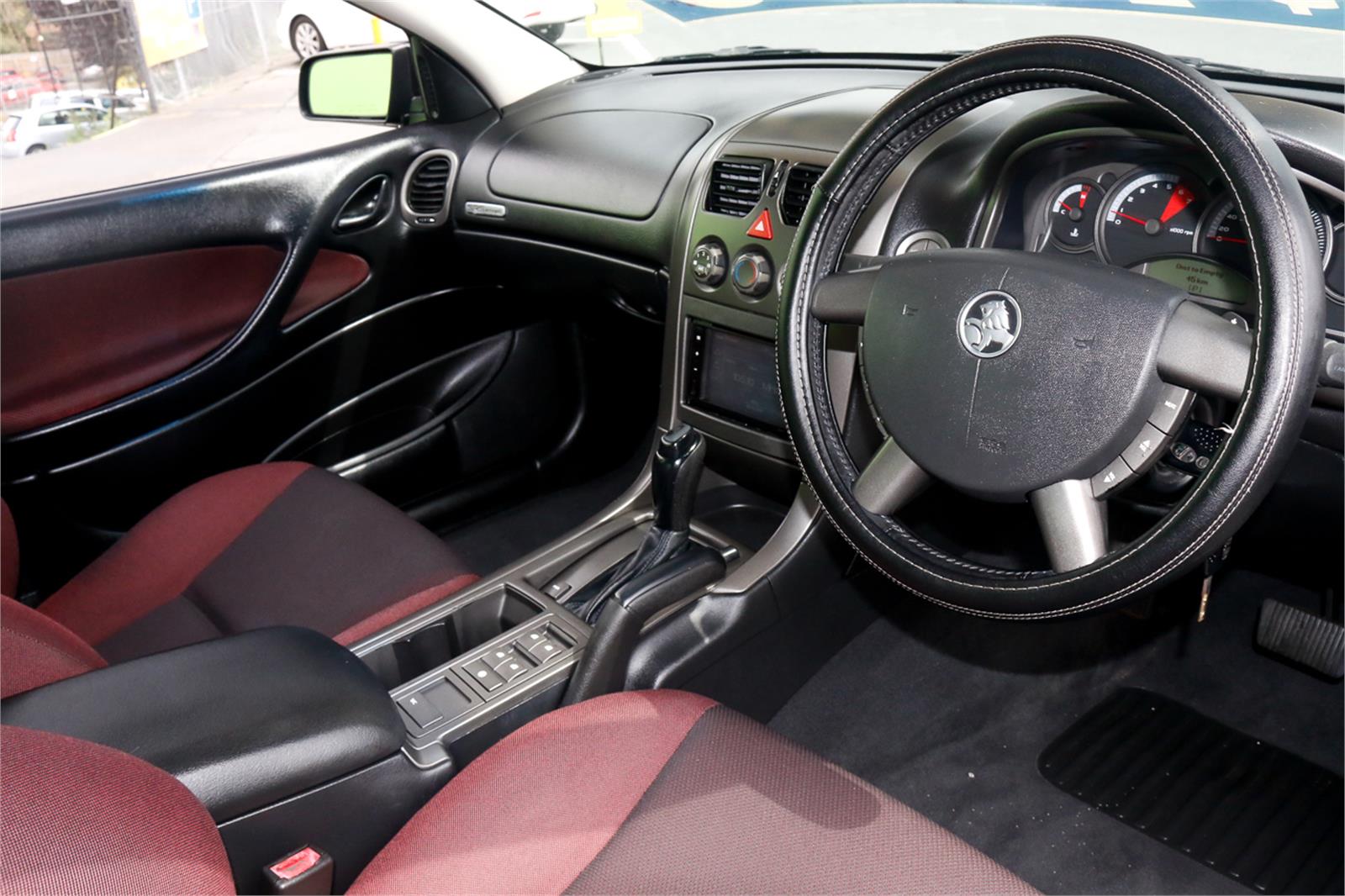 2005 HOLDEN COMMODORE VZ SPORTS AUTOMATIC SEDAN