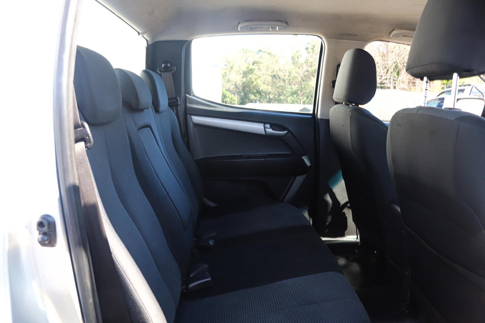 2015 ISUZU D-MAX LS-M MANUAL CREW CAB UTILITY