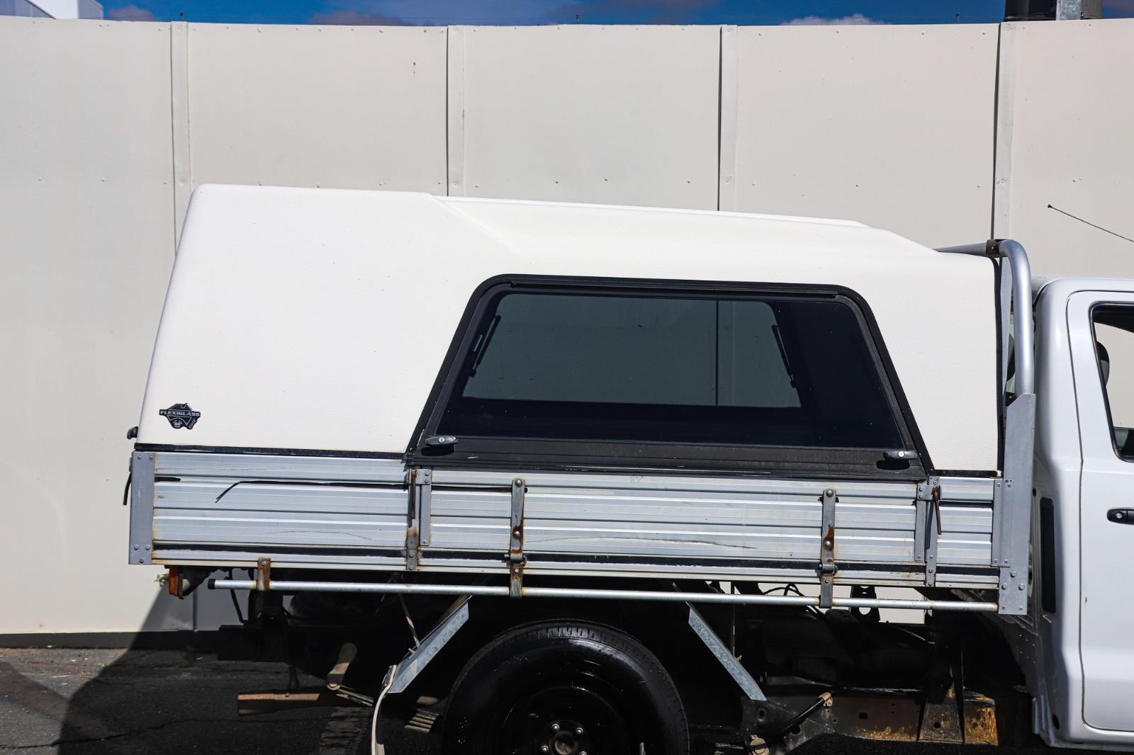 2009 TOYOTA HILUX TGN16R WORKMATE AUTOMATIC CAB CHASSIS