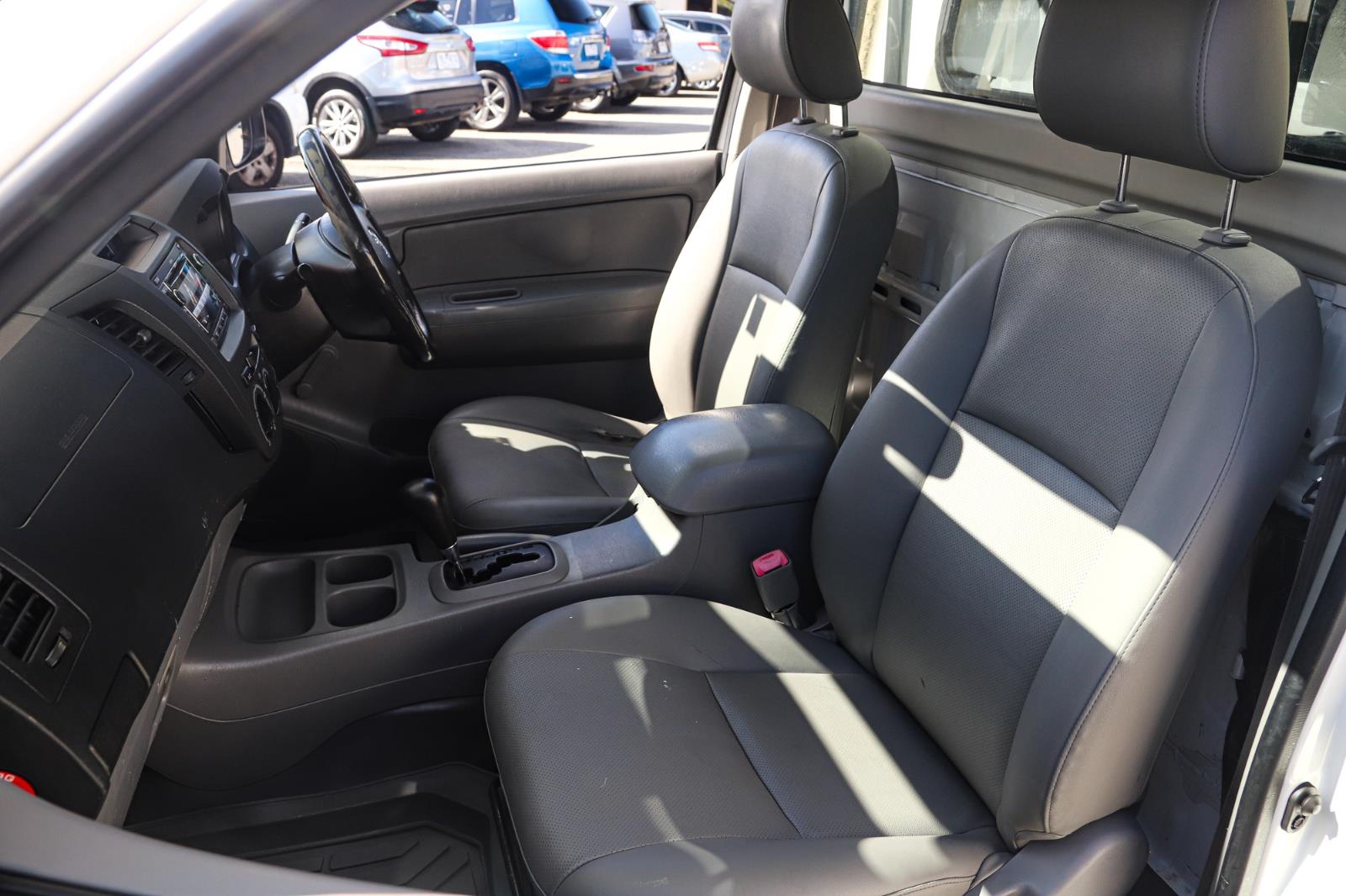 2009 TOYOTA HILUX TGN16R WORKMATE AUTOMATIC CAB CHASSIS