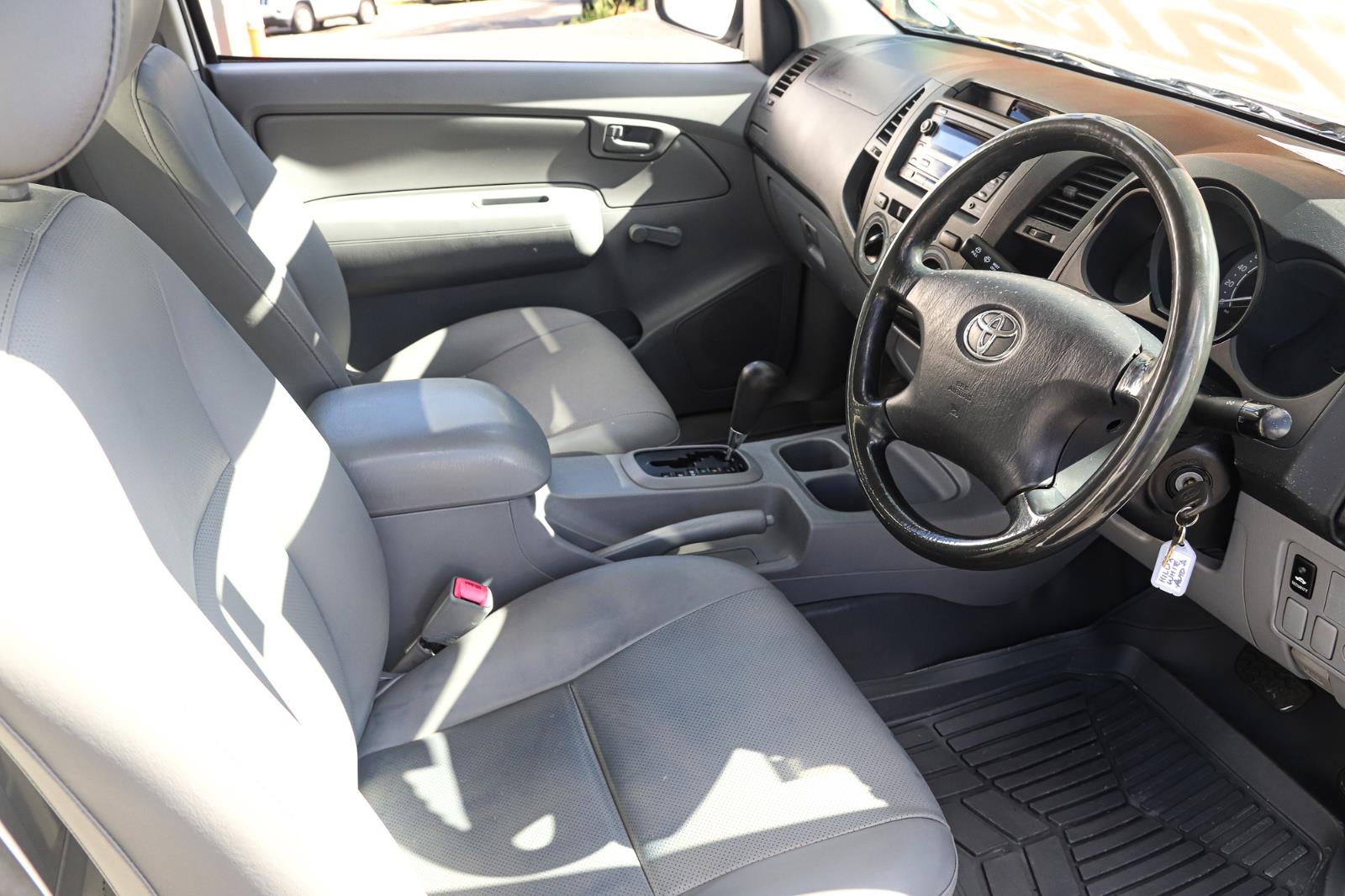 2009 TOYOTA HILUX TGN16R WORKMATE AUTOMATIC CAB CHASSIS