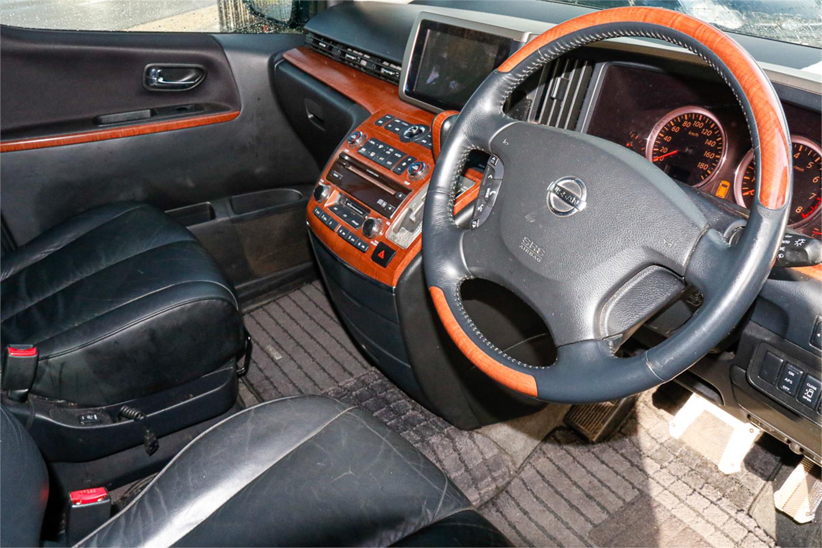 2007 NISSAN ELGRAND E51 5 SP AUTOMATIC