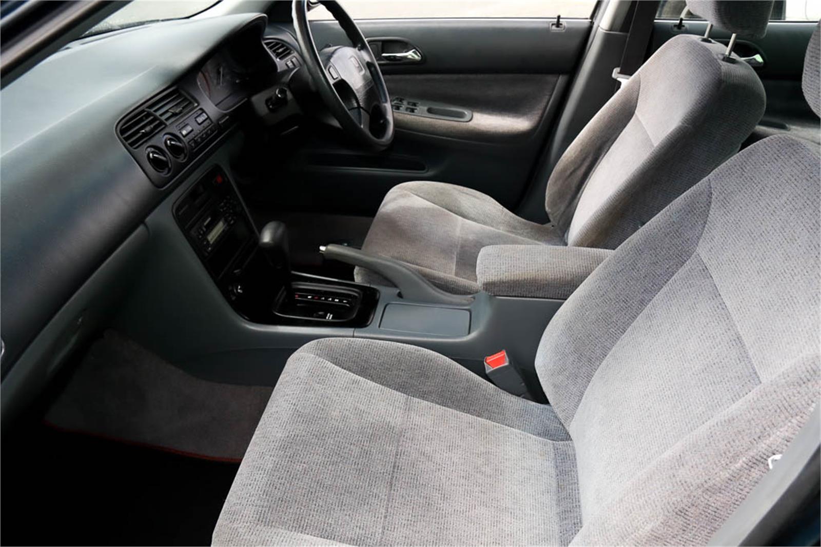 1996 HONDA ACCORD EXI AUTOMATIC SEDAN