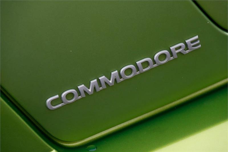 2002 HOLDEN COMMODORE VY SS MANUAL SEDAN