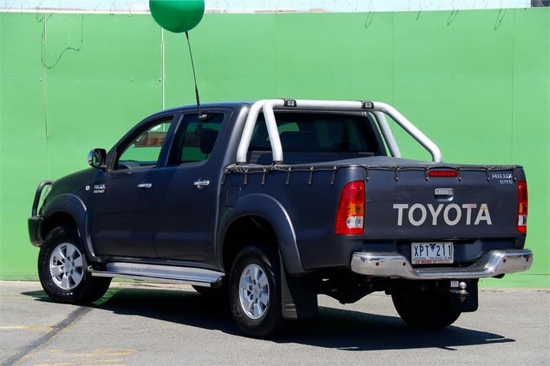 2010 TOYOTA HILUX KUN26R SR5 AUTOMATIC UTILITY