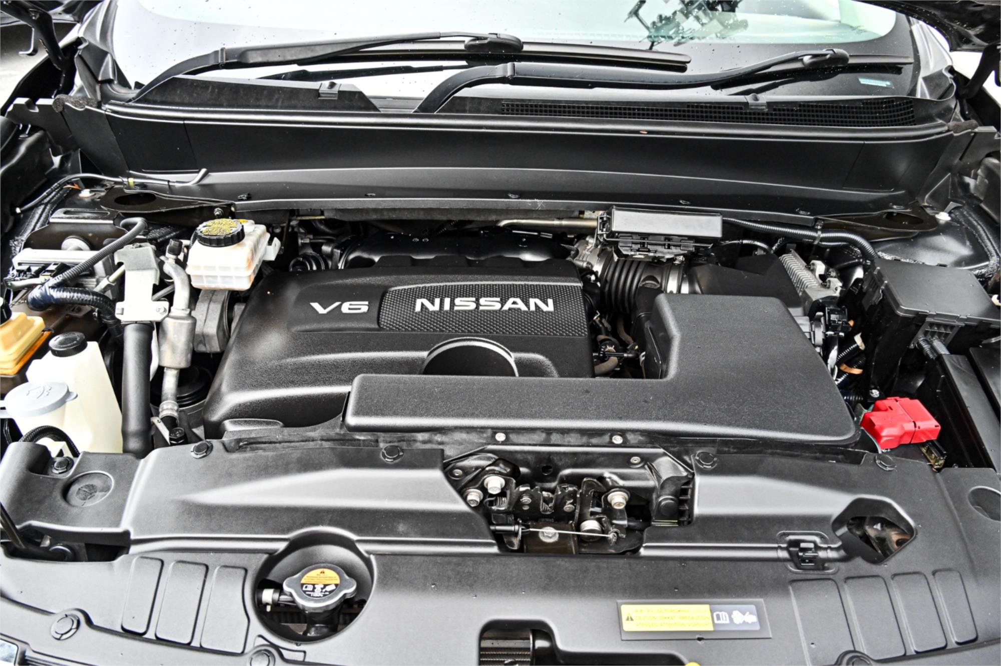 2017 NISSAN PATHFINDER R52 MY17 SERIES 2 ST (4x4) CONTINUOUS VARIABLE 4D WAGON
