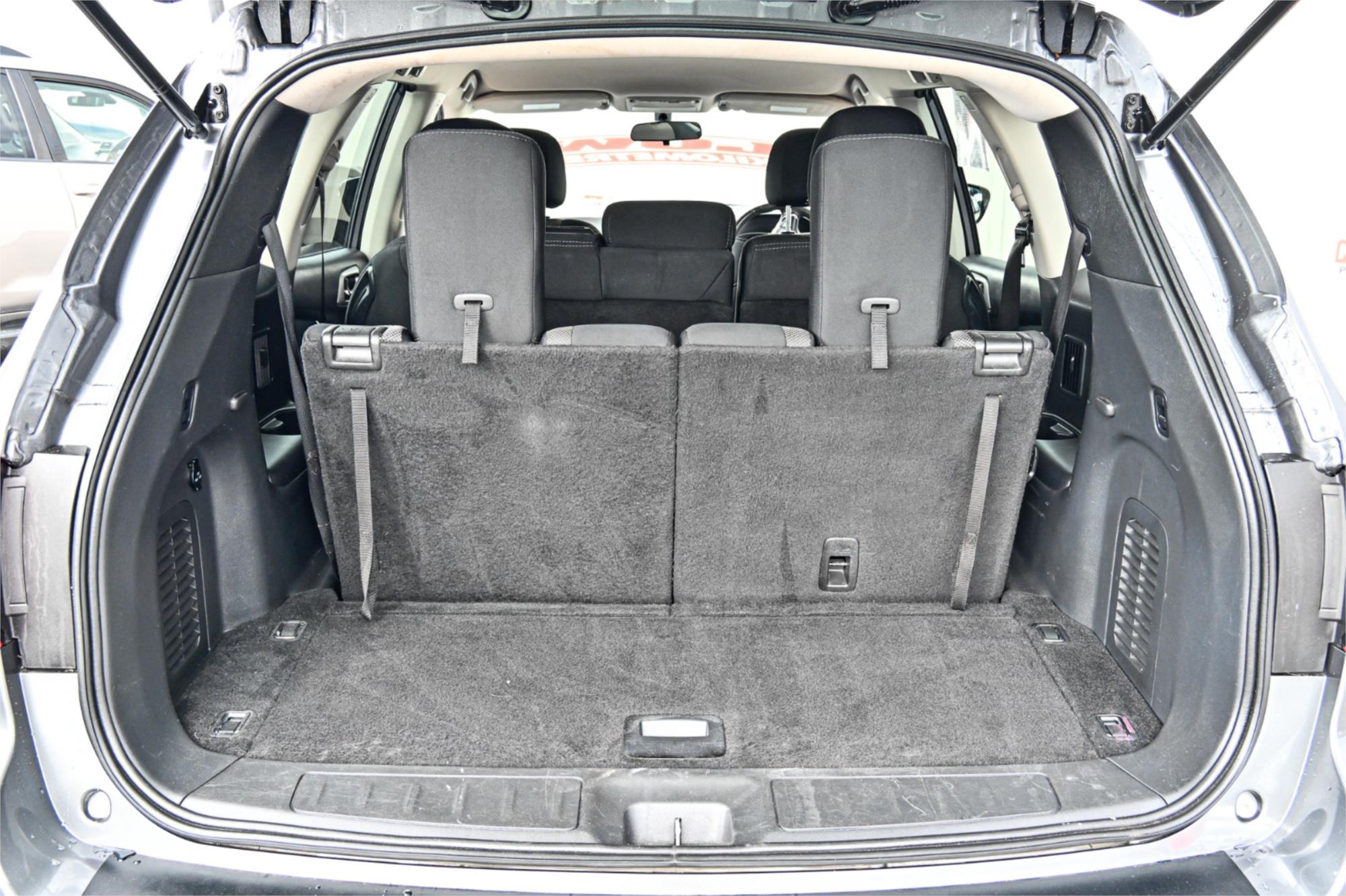 2017 NISSAN PATHFINDER R52 MY17 SERIES 2 ST (4x4) CONTINUOUS VARIABLE 4D WAGON