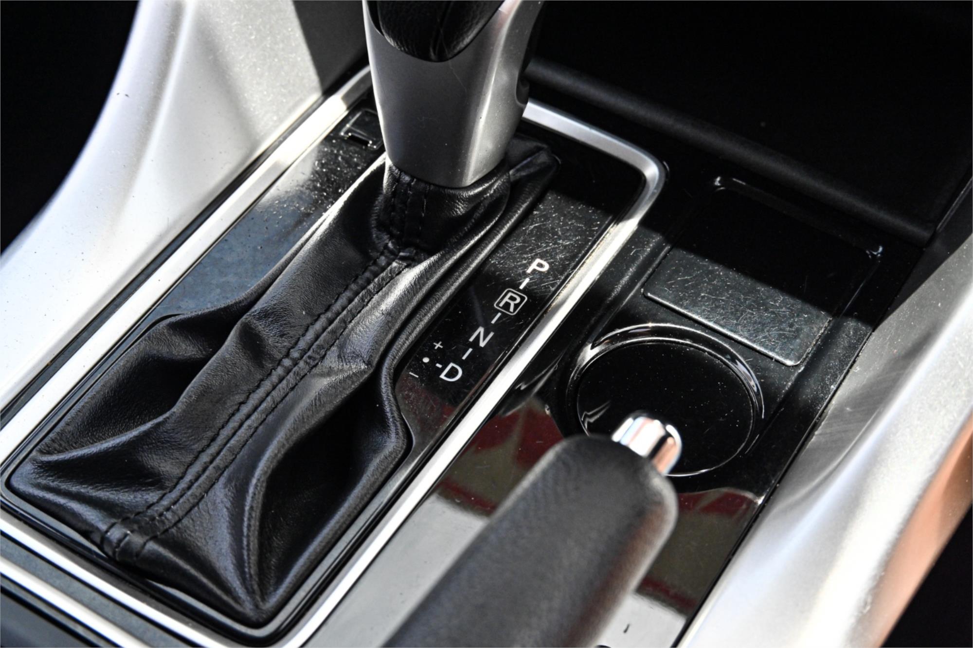 2018 MITSUBISHI ECLIPSE CROSS YA MY18 ES (2WD) CONTINUOUS VARIABLE 4D WAGON