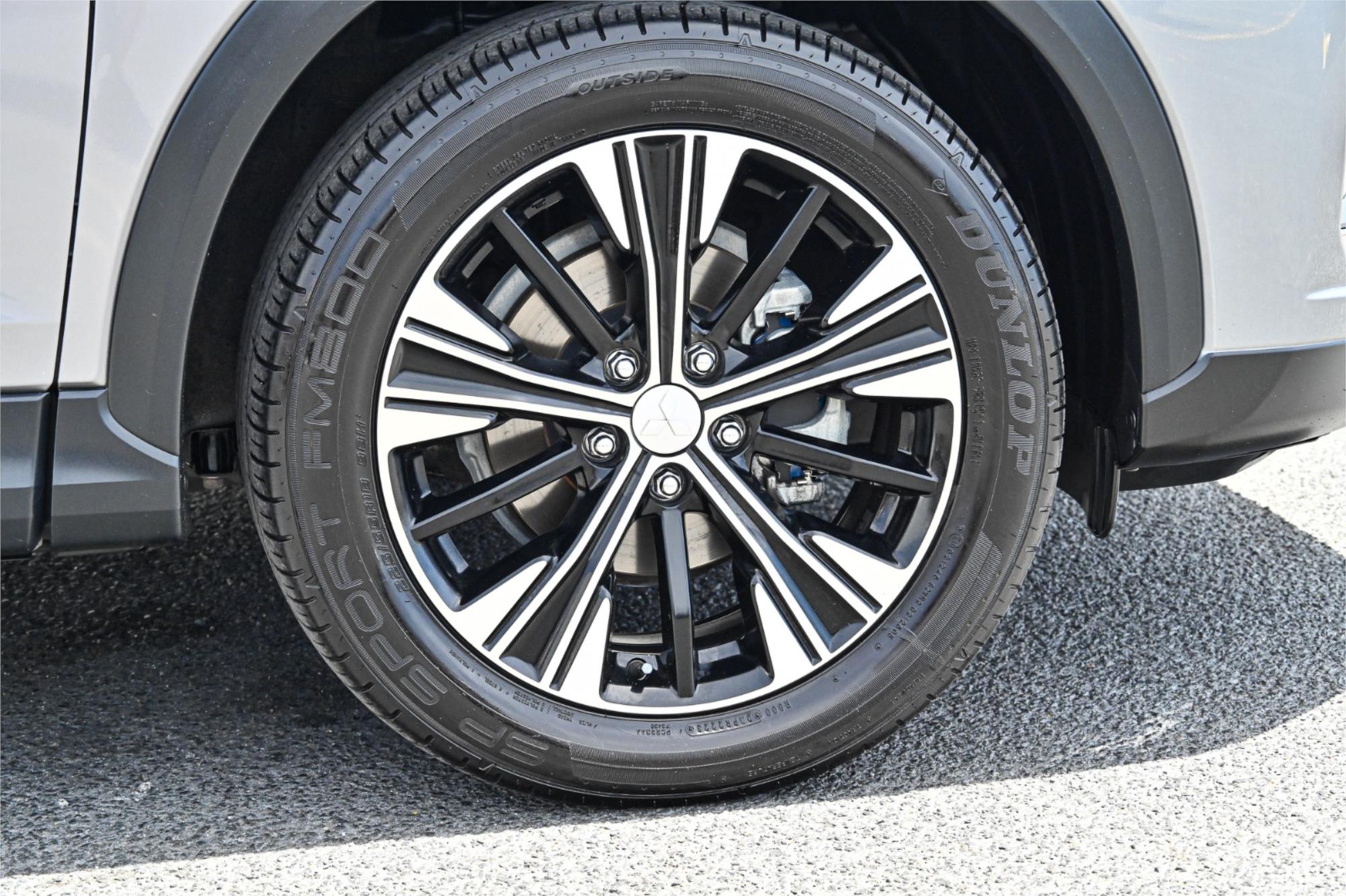 2018 MITSUBISHI ECLIPSE CROSS YA MY18 ES (2WD) CONTINUOUS VARIABLE 4D WAGON