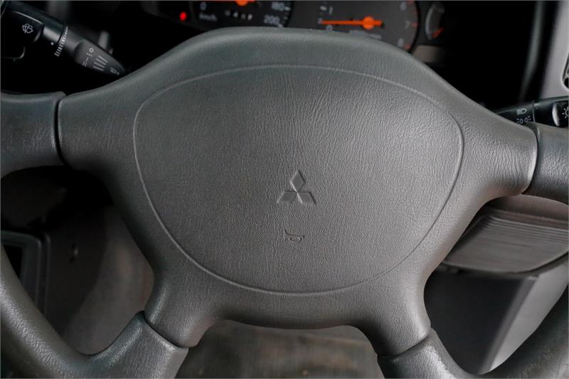2002 MITSUBISHI TRITON MK GLS MANUAL UTILITY