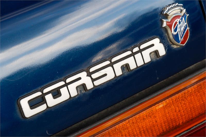 1991 FORD CORSAIR UA GHIA AUTOMATIC SEDAN