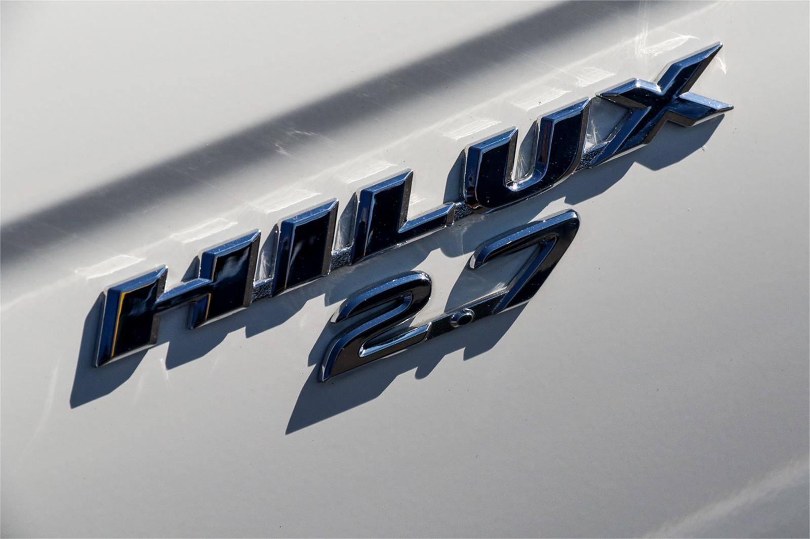 2001 TOYOTA HILUX RZN149R MANUAL UTILITY
