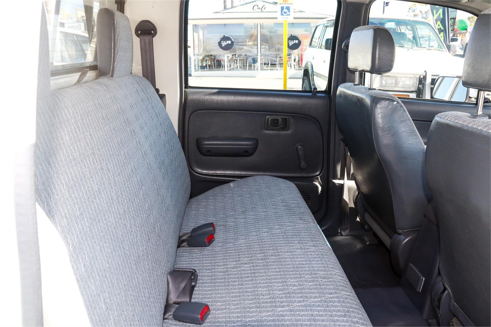 2001 TOYOTA HILUX RZN149R MANUAL UTILITY
