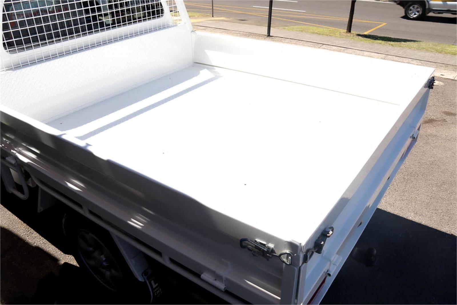 2011 TOYOTA HILUX KUN26R SR MANUAL CAB CHASSIS