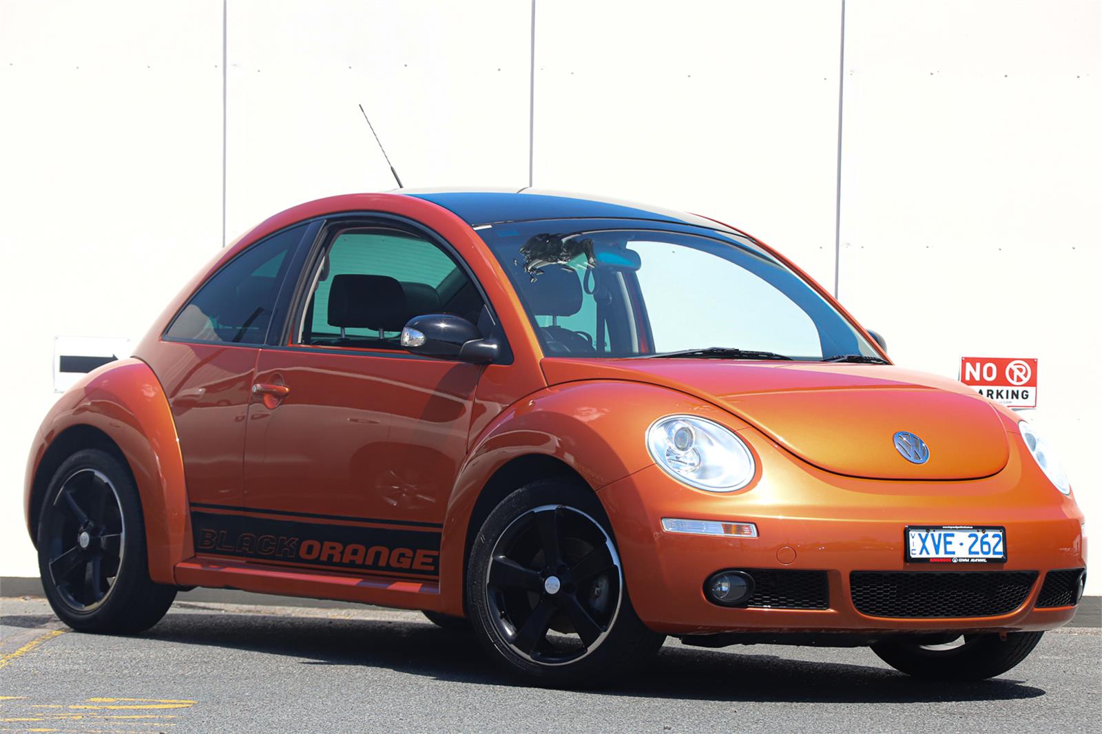 2010 VOLKSWAGEN BEETLE 9C BLACKORANGE SPORTS AUTOMATIC LIFTBACK