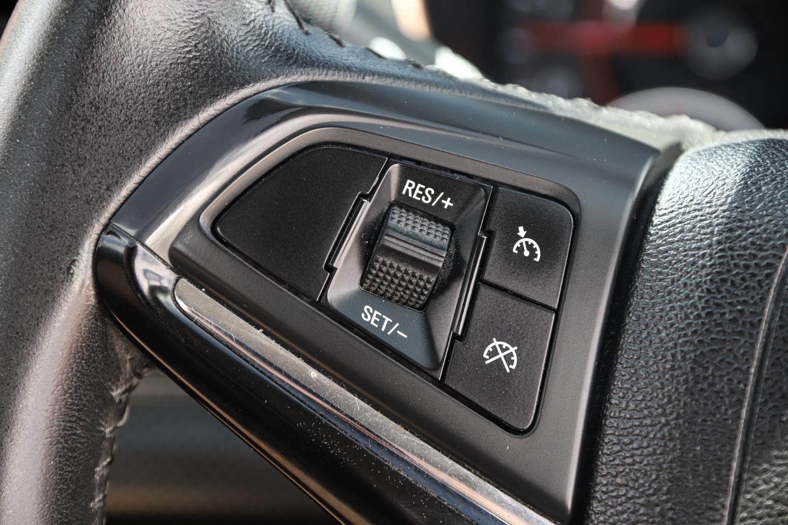 2015 HOLDEN UTE VF II SV6 SPORTS AUTOMATIC UTILITY