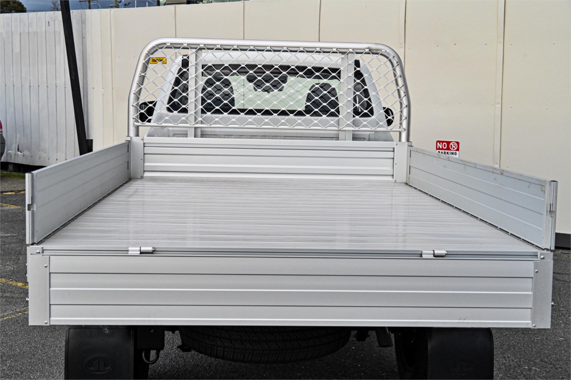 2025 GWM CANNON NPW PREMIUM SPORTS AUTOMATIC TRAYTOP