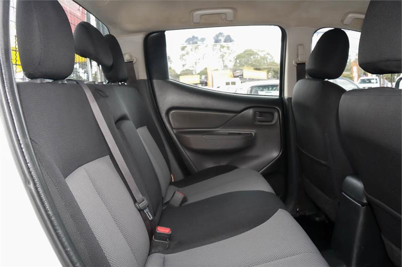 2017 MITSUBISHI TRITON MQ GLX MANUAL CAB CHASSIS