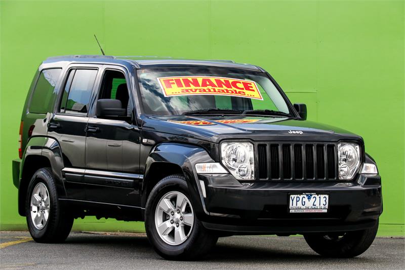 2011 JEEP CHEROKEE KK AUTOMATIC WAGON