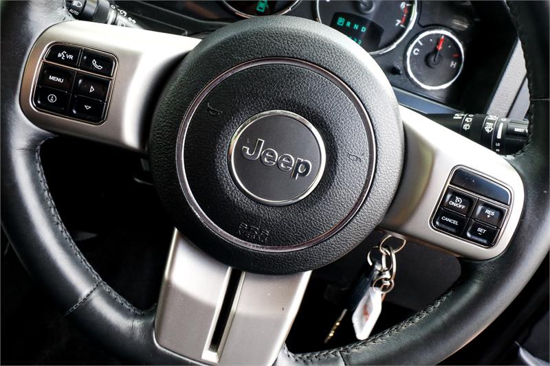 2011 JEEP CHEROKEE KK AUTOMATIC WAGON