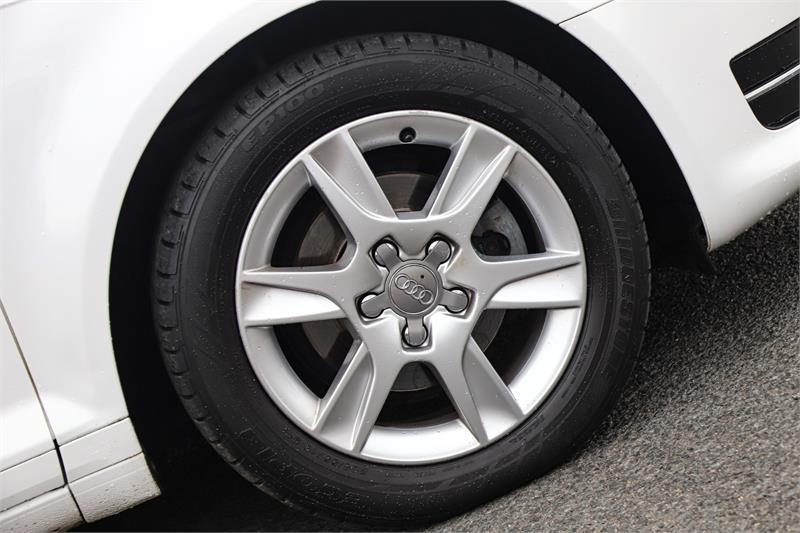 2012 AUDI A3 8P MY12 SPORTBACK 1.6 TDI ATTRACTION 7 SP AUTOMATIC 5D HATCHBACK