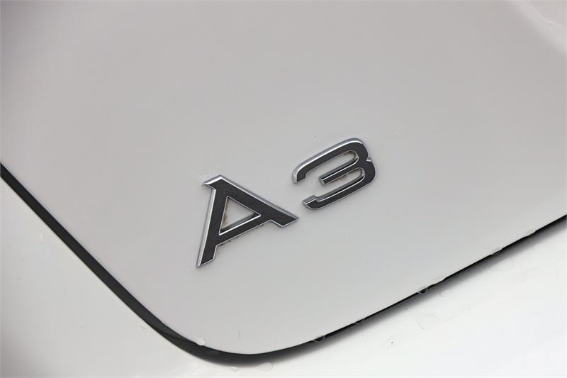 2012 AUDI A3 8P MY12 SPORTBACK 1.6 TDI ATTRACTION 7 SP AUTOMATIC 5D HATCHBACK