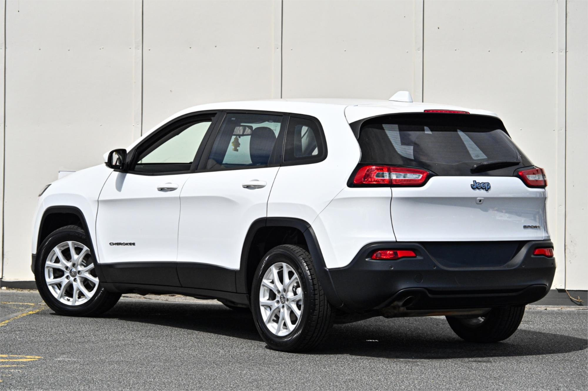 2017 JEEP CHEROKEE KL MY16 SPORT (4x2) 9 SP AUTOMATIC 4D WAGON