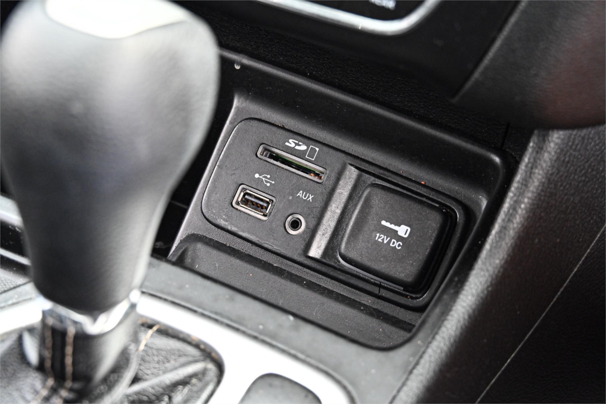 2017 JEEP CHEROKEE KL MY16 SPORT (4x2) 9 SP AUTOMATIC 4D WAGON