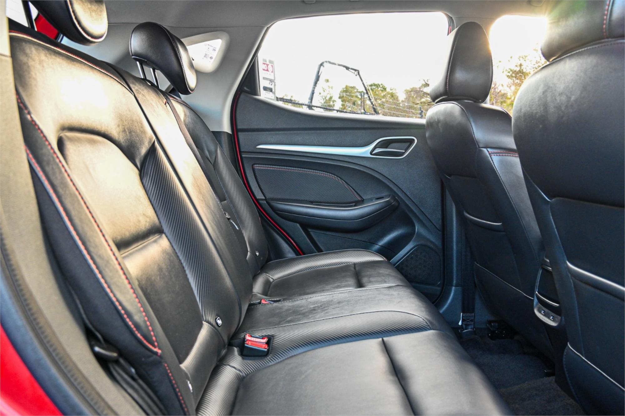 2023 M.G. ZST EXCITE AUTOMATIC WAGON